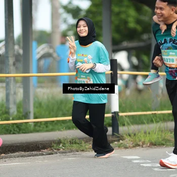 Runner Photo 8265051