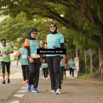 Runner Photo 8265055