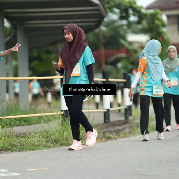 Runner Photo 8265084