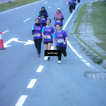 Runner Photo 8265088