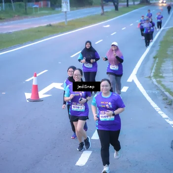 Runner Photo 8265150