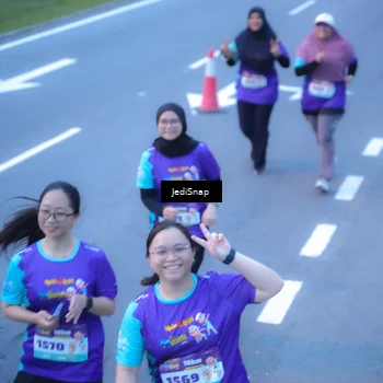 Runner Photo 8265216
