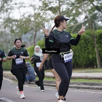 Runner Photo 8265241