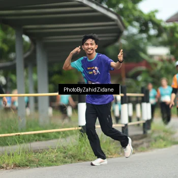 Runner Photo 8265329