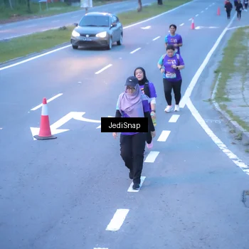 Runner Photo 8265331