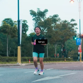 Runner Photo 8265343