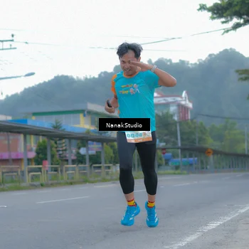 Runner Photo 8265346