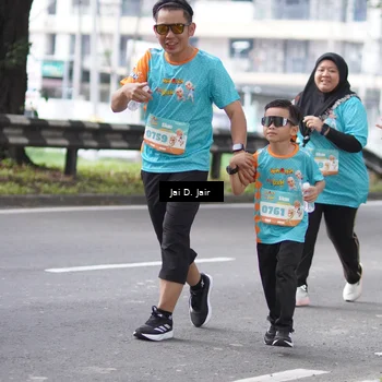 Runner Photo 8265352