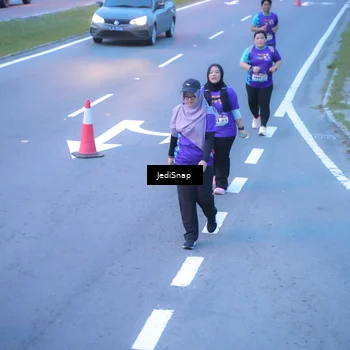 Runner Photo 8265354