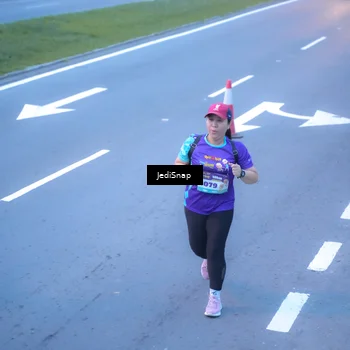 Runner Photo 8265356