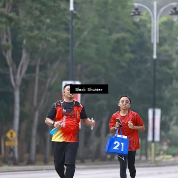 Runner Photo 8265380