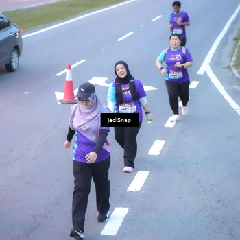 Runner Photo 8265413