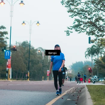 Runner Photo 8265415