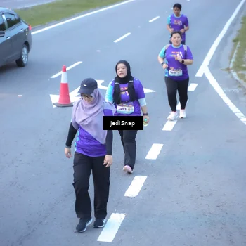 Runner Photo 8265428