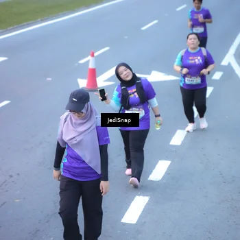 Runner Photo 8265481