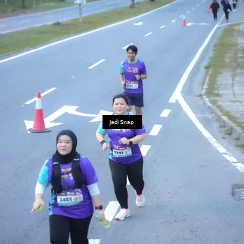 Runner Photo 8265493