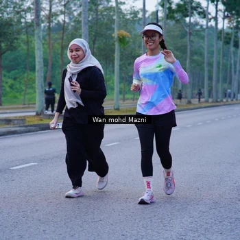 Runner Photo 8265497