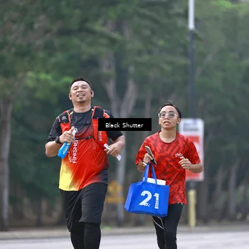 Runner Photo 8265576