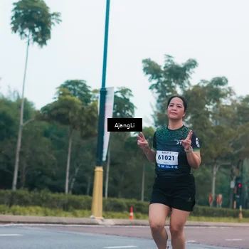Runner Photo 8265680