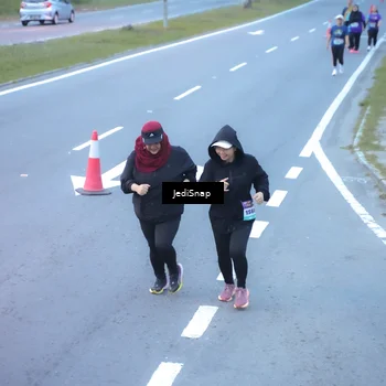 Runner Photo 8265689