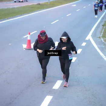 Runner Photo 8265701