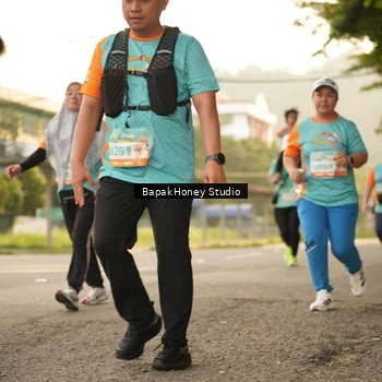 Runner Photo 8265760