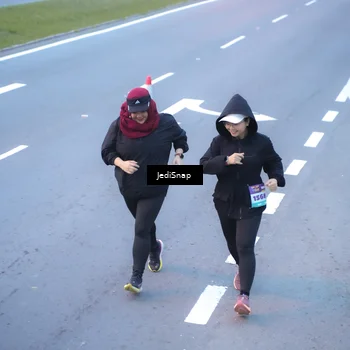 Runner Photo 8265774