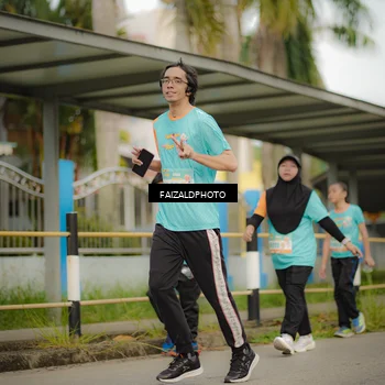 Runner Photo 8265786