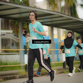 Runner Photo 8265788