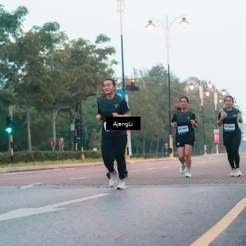 Runner Photo 8265790