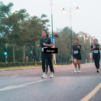 Runner Photo 8265794