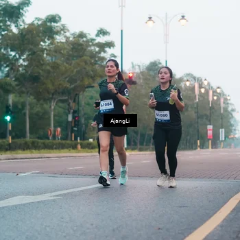 Runner Photo 8265833