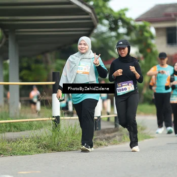 Runner Photo 8265858