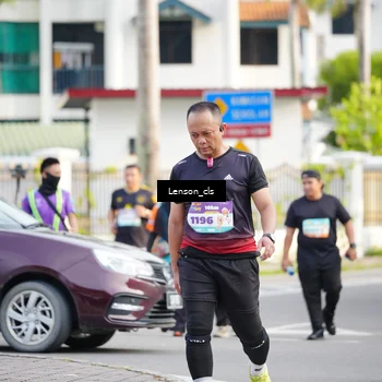 Runner Photo 8265912