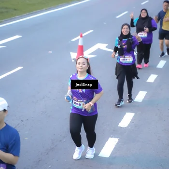 Runner Photo 8265914