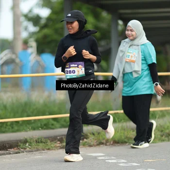 Runner Photo 8265919