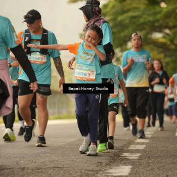 Runner Photo 8265941