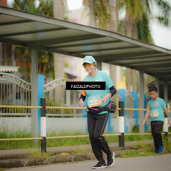 Runner Photo 8265963