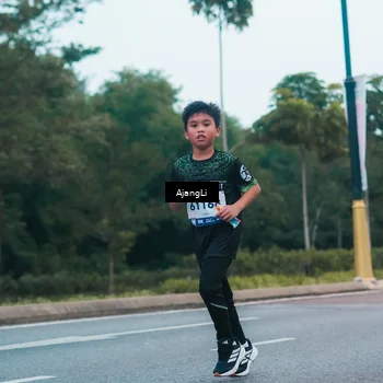 Runner Photo 8265984