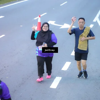Runner Photo 8266027