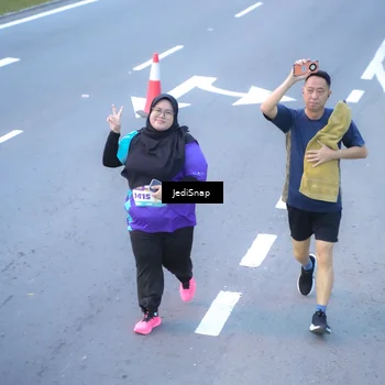 Runner Photo 8266032