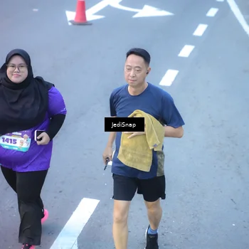 Runner Photo 8266045