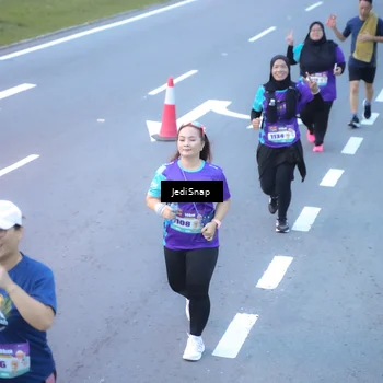 Runner Photo 8266074