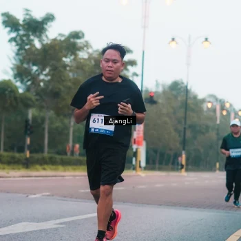 Runner Photo 8266103