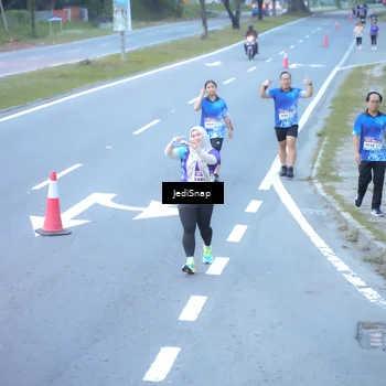 Runner Photo 8266165