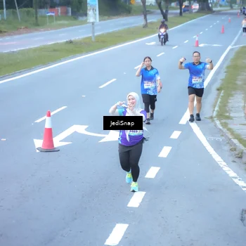 Runner Photo 8266208