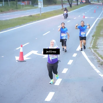 Runner Photo 8266217