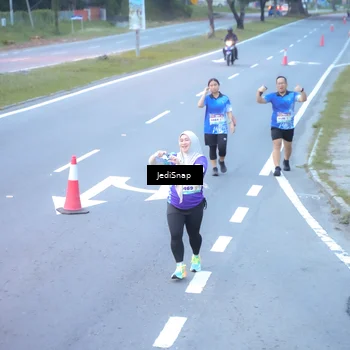 Runner Photo 8266220