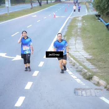 Runner Photo 8266303