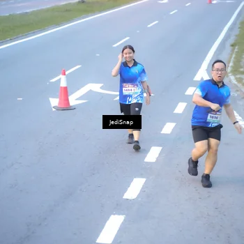 Runner Photo 8266340